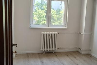 Apartament cu 4 camere semidecomandat în Ștefan cel Mare - 3