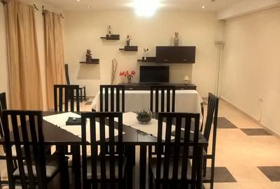 Casa 9 camere renovata, pretabila pensiune CRISTIAN
