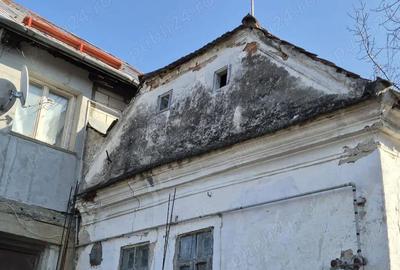 Casă cu 1 camere în Central - 2