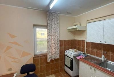 Apartament cu 4 camere decomandat, mobilat în Hotvon - 3