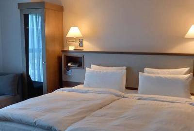 Spațiu comercial, de 3,700 mp, în Unirii - 4