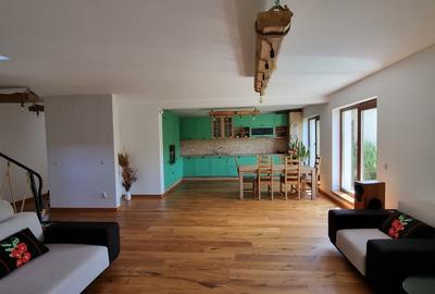 Casa tip duplex, finisata, mobilata si echipata utilitar. - 11