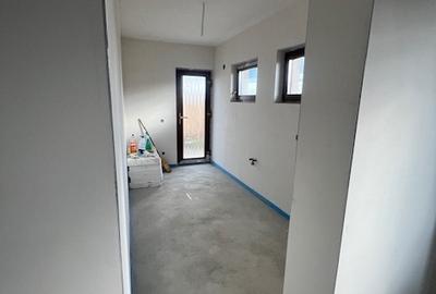 Case unifamiliale la intrare in Sura Mica cartier NOU, zona  insorita. - 6