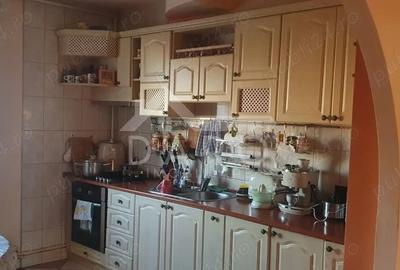 Apartament cu 3 camere în Central - 1