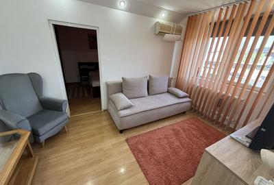 Apartament cu 2 camere semidecomandat, mobilat în City Park Mall - 1