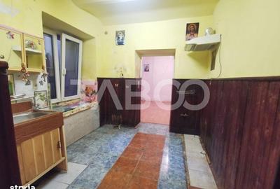Apartament cu 2 camere semidecomandat în Central - 1