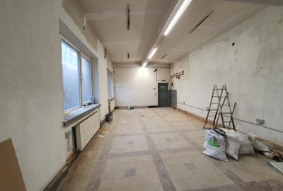 Spațiu industrial, în Astra - 3