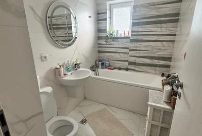 Apartament cu 3 camere decomandat în Berceni - 2