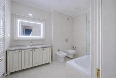 Apartament cu 4 camere decomandat, mobilat în Tractorul - 7