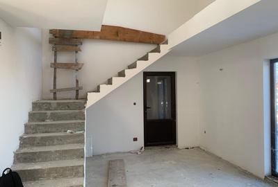 Casă individuală cu 5 camere cu Teren 1390 Mp în Vicovu de Sus - 10