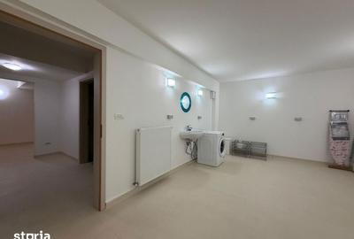 Casă cu 9 camere cu Teren 1220 Mp în Central - 2