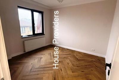 Apartament cu 3 camere în 1 Mai - 4