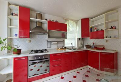 Casă cu 5 camere cu Teren 820 Mp în Bucium - 6