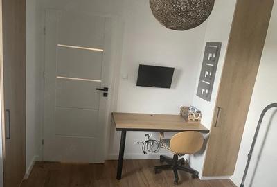 Apartament cu 2 camere decomandat în Take Ionescu