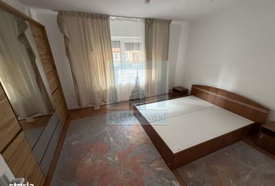 Apartament cu 2 camere decomandat în Florilor - 18