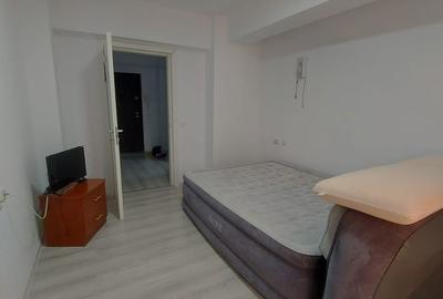 Apartament cu 2 camere decomandat în Micro 6 - 6