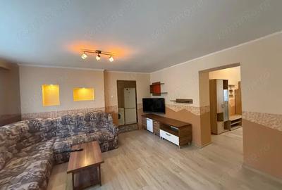 Apartament cu 3 camere decomandat în Gojdu - 2