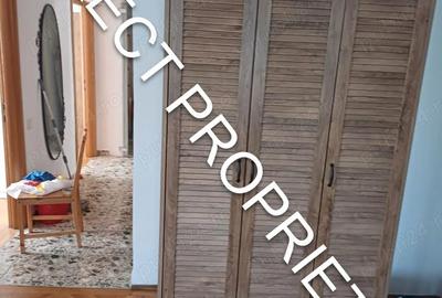 Apartament cu 3 camere semidecomandat în Central - 1