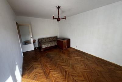 Apartament 2 camere decomandat - Bulevardul Pandurilor, etaj 2/4, 52 m - 3