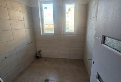 Casă cu 3 camere cu Canalizare în Central - 5