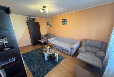 Inchiriez Apartament 2 camere, proprietar, zona Rahova (Pecineaga) - 1