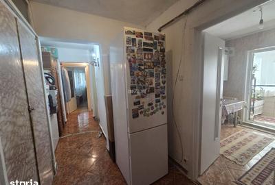 Apartament cu 3 camere decomandat, mobilat în Alexandru cel Bun - 3