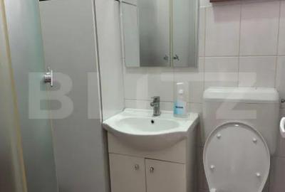 Spațiu comercial, de 55 mp, în Central - 7