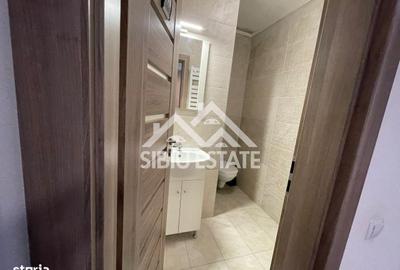 Apartament cu 3 camere în Central - 11