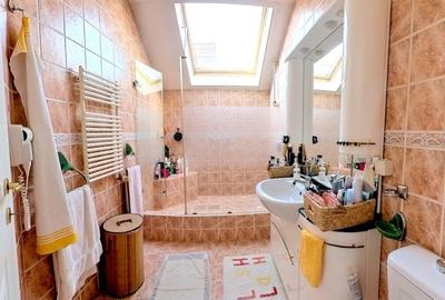 Vila deosebita pe Malul Lacului Grivita – Confort si Eleganta! - 14