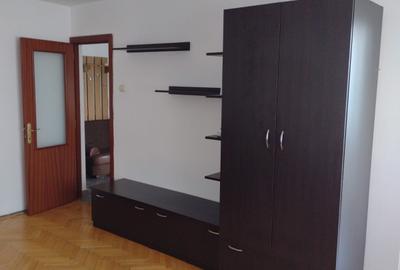 Apartament cu 2 camere decomandat în Nicolina - 8