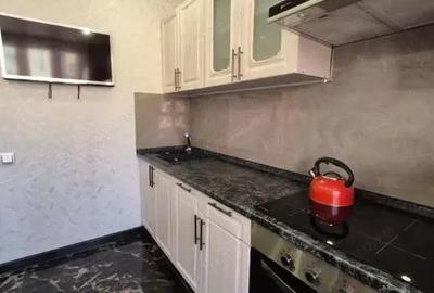 Ofer spre inchiriere garsoniera in zona Pacii