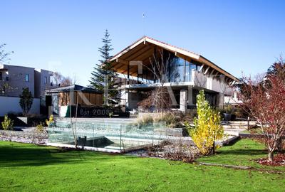 Vanzare casa. vila 7 camere | Arhitectura deosebita, Deschidere lac | Petricani - 2