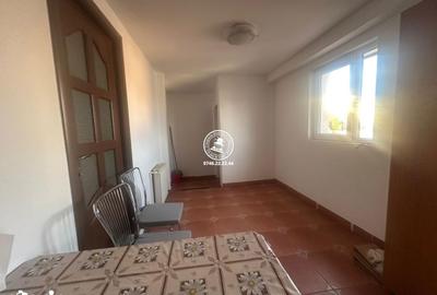 Apartament cu 3 camere decomandat în Central - 2