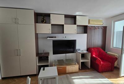Garsonieră semidecomandată în Central - 2