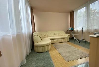 Reco apartament 3 camere Decebal etaj 1 - 2