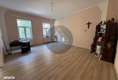 Apartament cu 3 camere în Central - 3