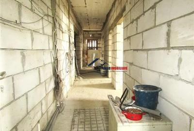 Cu mare potential! Vanzare Casa P+Pod si acoperis tip terasa in Ulmi. - 13