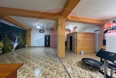 Casa / Vila cu 6 camere de vanzare - 24