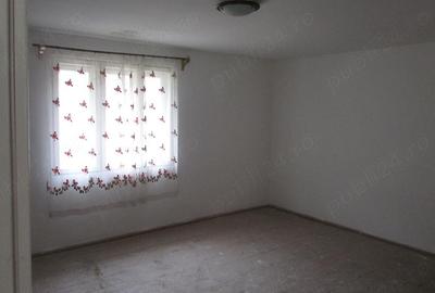 Casă cu 3 camere cu Teren 2900 Mp în Vețel - 12