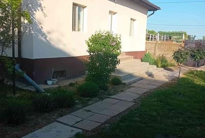 Casă cu 2 camere cu Teren 542 Mp în Șimnicu de Sus - 2