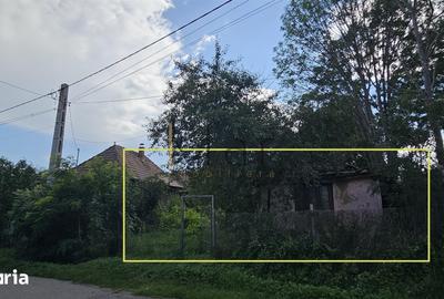 Teren de 3172 mp, în Aiton