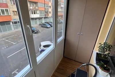 Apartament decomandat 2 camere Tractorul - 4