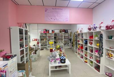 Spațiu comercial, de 60 mp, în Central - 7