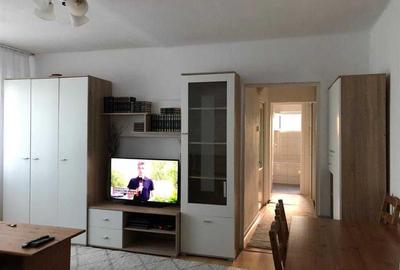 Apartament cu 3 camere semidecomandat, mobilat în Alexandru cel Bun - 2