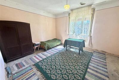Casă cu 5 camere cu Teren 1788 Mp în Căpâlna - 4