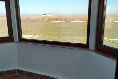 Casă cu 4 camere în Mihail Kogălniceanu - 2