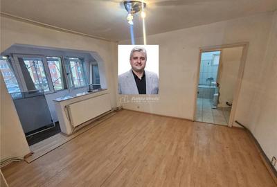 Resita, 2 Cam. Cf. 1, Et. 1, Micro 2 - 18