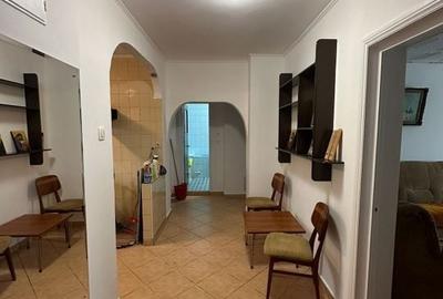 Apartament incapator cu trei camere, zona Vatra Luminoasa - 3