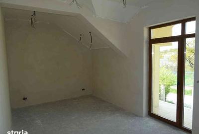 Casă cu 5 camere cu Teren 640 Mp în Central - 17