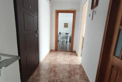 Apartament 2 camere, 49 mp, decomandat, Siret - 14